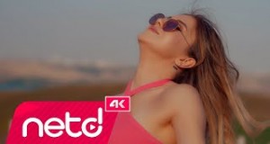 Lila Video musical