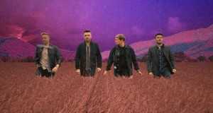 Alone Together Musik Video