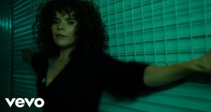 Bad Woman Müzik video