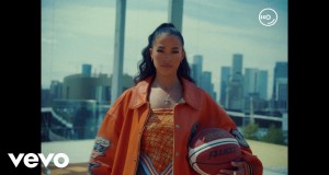 Giving Me Musik-Video