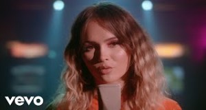 Stay The Night (Acoustic Video musicale