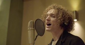 Be My Queen (Acoustic Version) Music Video