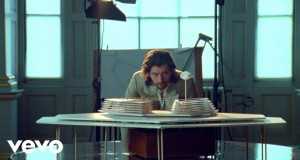Four Out Of Five Video Musik