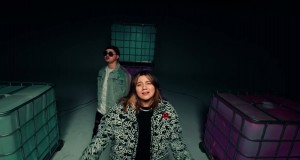 No Sirven Conmigo Video musicale