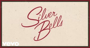Silver Bells Video musicale