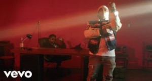 Stiff Arm Musik-Video