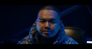 Tell Me Whats Love Musiikkivideo