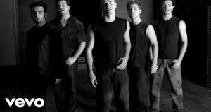 Gone (Spanish Version) Muzikinis vaizdo klipas