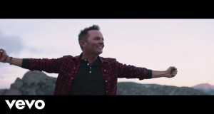 Nobody Loves Me Like You Music Video