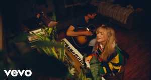 Skinny Dipping (Acoustic) Ividiyo Yomculo