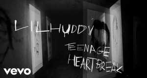 Teenage Heartbreak موزیک ویدیو