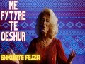 Me Fytyre Te Qeshur