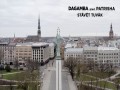 Stāvēt Tuvāk
