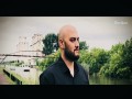 Am Acasă Un Băiat